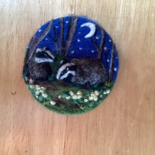 Needle felt brooch spring - brooch,