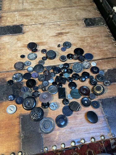 Job lot vintage buttons black - job,
