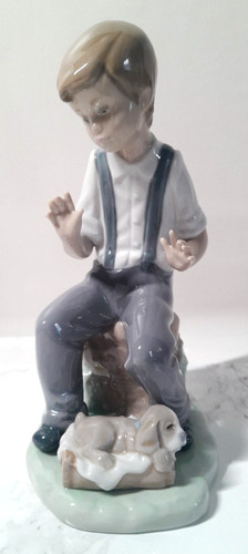 Nao lladro watching the - nao,
