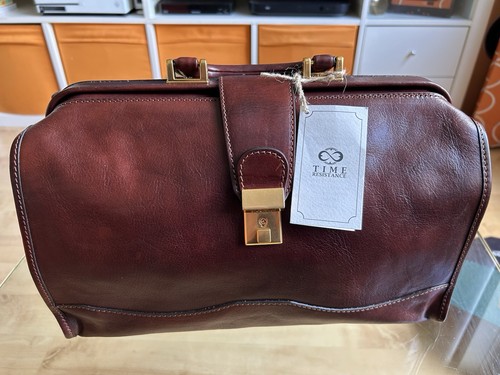 Time resistance doctors bag - doctors,