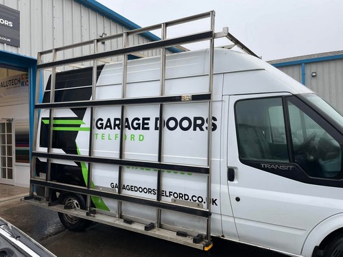 Roof and side rack - side,