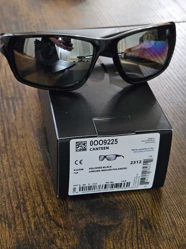 Oakley 09225 canteen - 09225,
