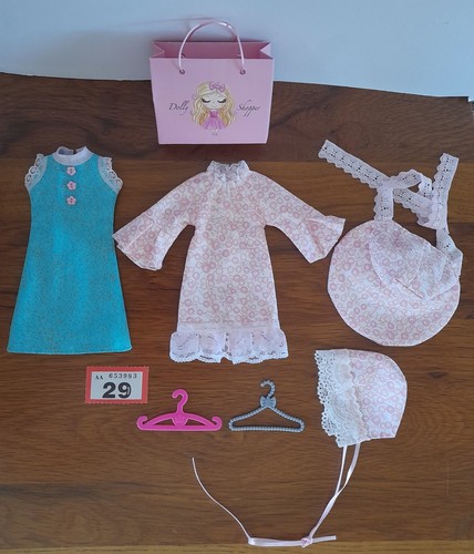 Sindy hand sewn - hand,