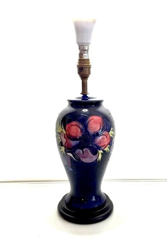 Large walter moorcroft anemone - moorcroft,
