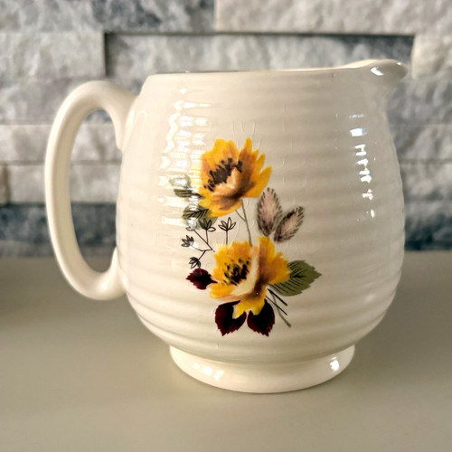 Vintage beswick england - beswick, ribbed