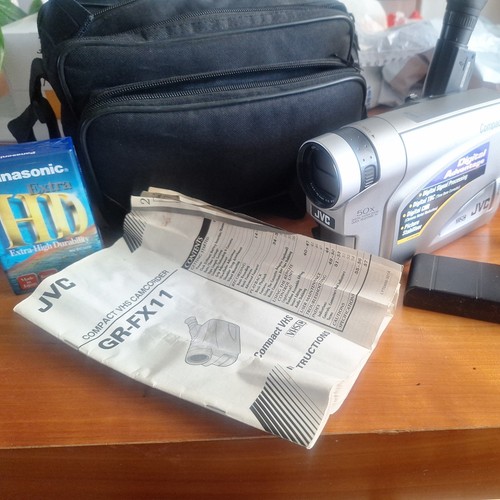 Jvc fx11 compact - compact, vhs