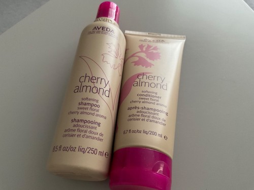 Aveda cherry almond shampoo - aveda,