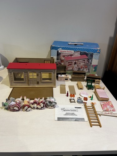 Vintage sylvanian families - sylvanian,