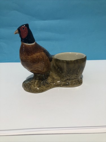 Pheasant eggcup quail - eggcup,