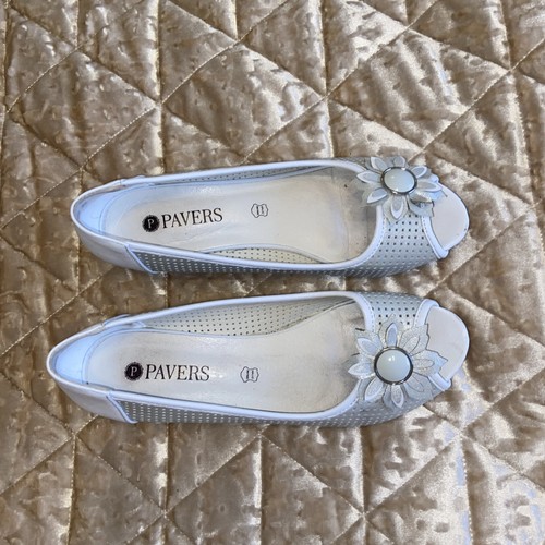 Pretty pavers ladies - ladies, summer