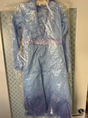 Disney store frozen - disney, elsa