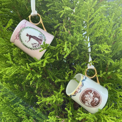 Two miniature wedgwood hanging - miniature,