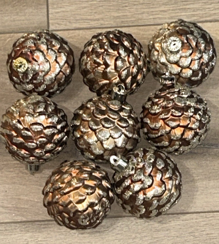 Lot unbreakable bronze - of,