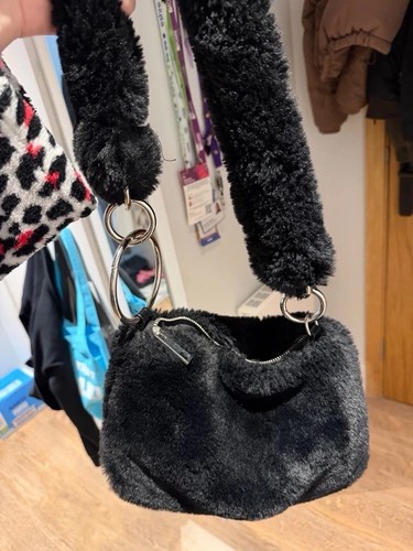 Topshop black faux fur - topshop,
