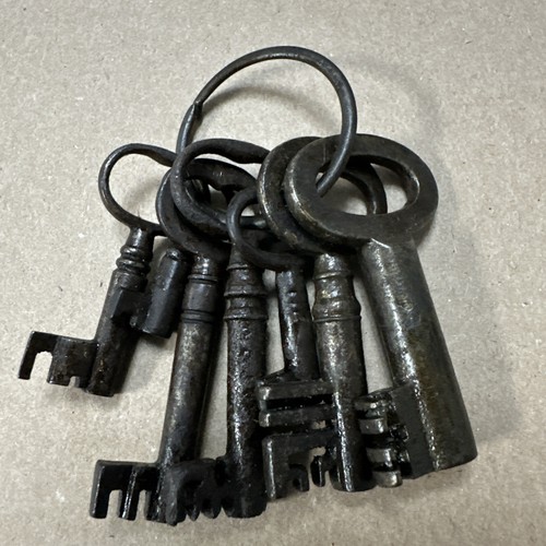 Keys cast iron - 7,