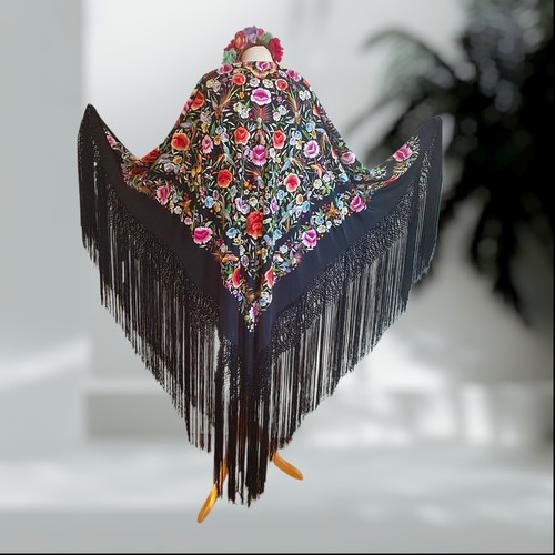 Silk hand embroidered flamenco - hand,