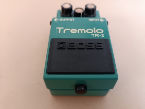 Boss tremolo effect - boss, tr-2