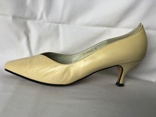 GINA - GORGEOUS PALE YELLOW