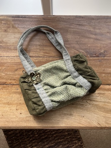 Green vintage y2k - vintage, whimsical