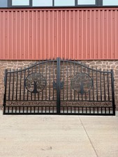 14ft Black Iron Driveway