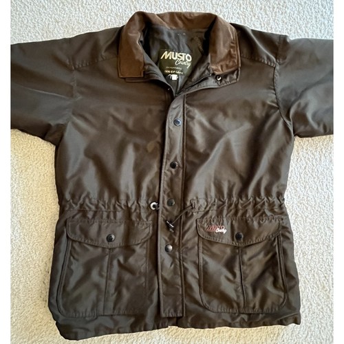 Musto country army green - country,