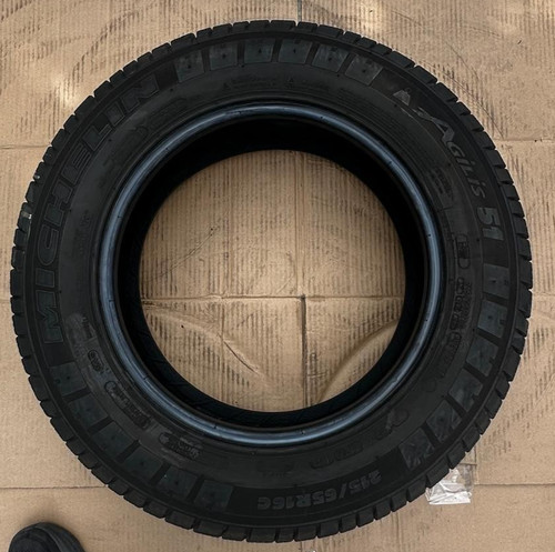 Michelin agilis 215 r16c - michelin, 51