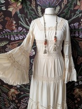 Vintage 70s crochet angel
