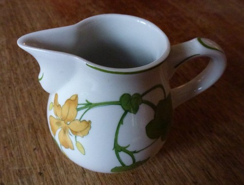 Villeroy boch geranium milk - &,