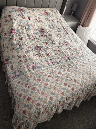King size quilted floral - size,