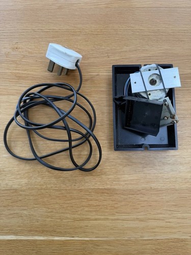 Rega planar turntable motor - 3,
