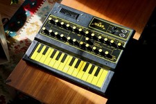 (Video) *Serviced* EDP Wasp Rare & All Original Analogue Synthesiser Synth