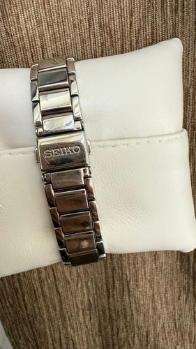 Ladies seiko watches - watches, owned