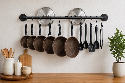 Wall mount pot pan - pot, bar