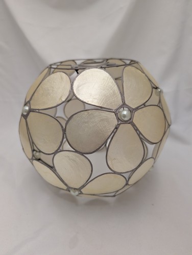 Vintage globe capiz - globe, lamp