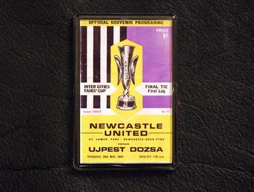 Newcastle united fridge magnet - newcastle,