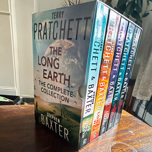 Terry pratchett stephen - &,