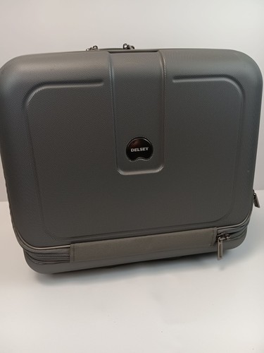 Delsey hard shell - delsey,