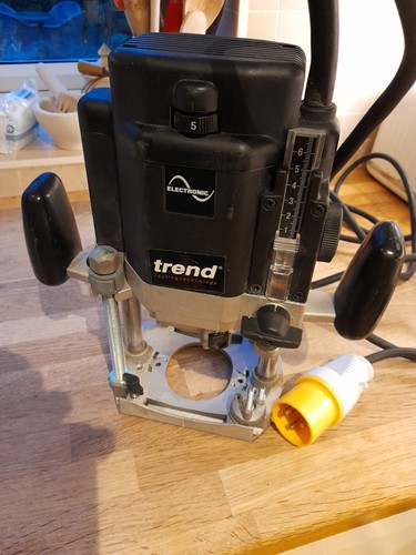Trend t10 edk - 110v, router