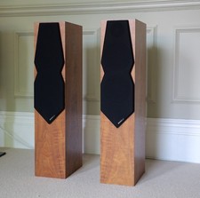 Avalon NP2.0 Evolution Speakers - Special walnut finish.