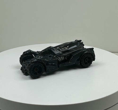 Hot wheels batmobile car - batmobile,