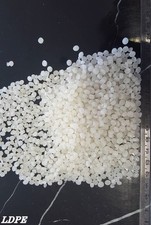 3 kg Plastic pellets Granules