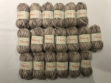 Sirdar Folksong Chunky Wool 50g ball x 19 (950g) variegated Cream/Brown 51% Wool