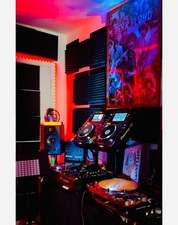 2 x Pioneer DJ CDJ-2000NXS  2        Pro DJ Multi Player - No Offers Accepted.