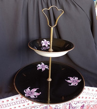 Palissy 'Orchid' Cake & Sweet