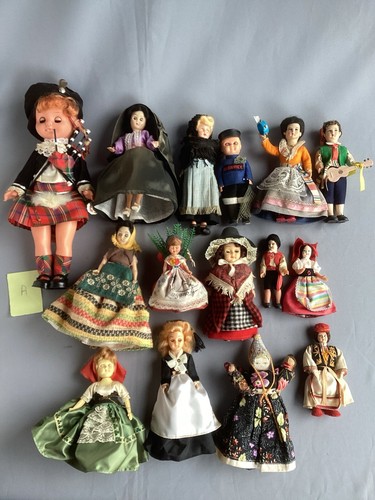 Vintage costume dolls - costume, tourist
