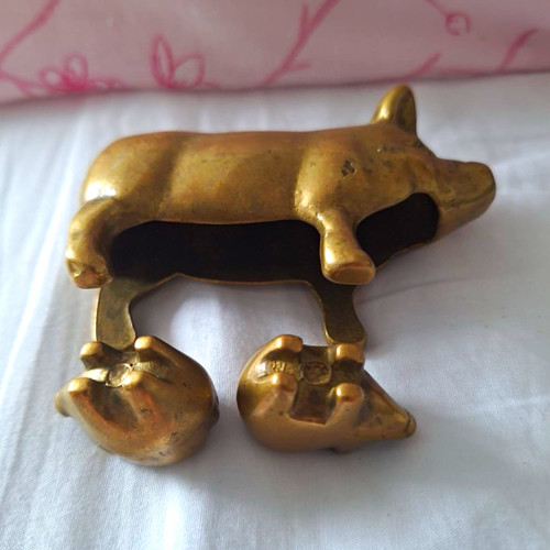 Brass pig piglets figurine - piglets,