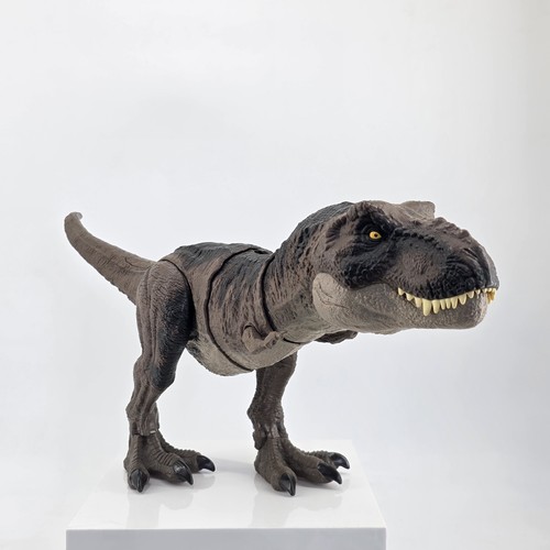 Jurassic world dominion - world, thrash