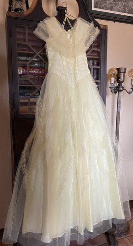 Yellow vintage 1950s prom - vintage,