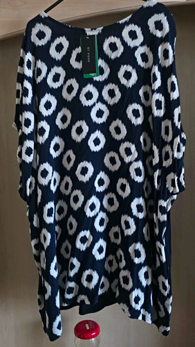 Evans black white - &, geometric