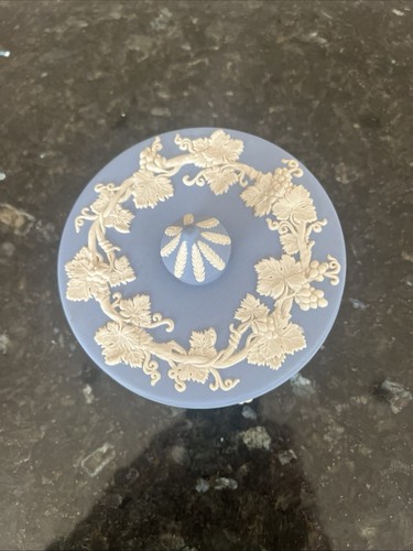 Vintage wedgewood pill box - vintage,